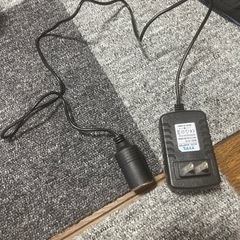 車のパーツ 内装、インテリア コンセントからソケット電源へ