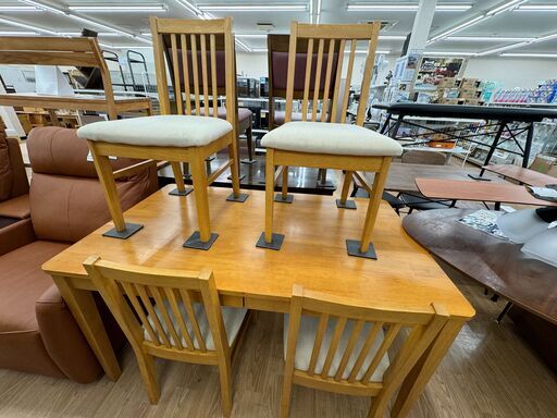 ★ジモティ割あり★  ダイニングセット4人用 ナチュラル H70×W135×D80 クリーニング済み KJ5172