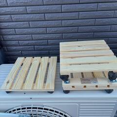 キャスター付き台