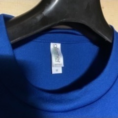 長袖Tシャツ　青　Mサイズの画像