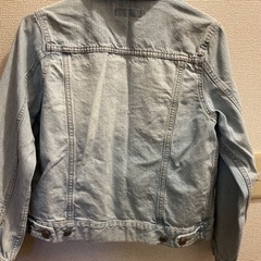 デニムジャケットの画像