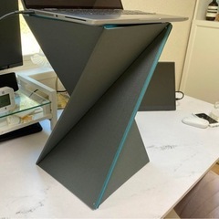 Levit8(XL) 折り畳み式スタンディングデスクの画像