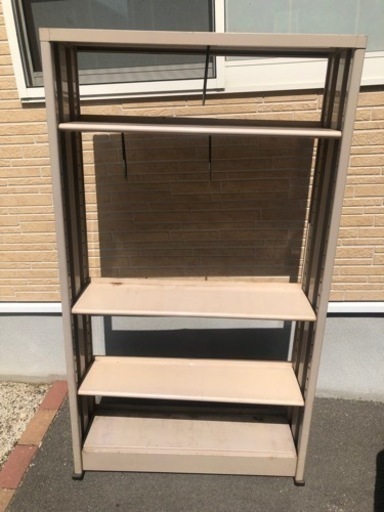 スチール製本棚　　棚板可動式