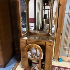 家具 ドレッサーの画像