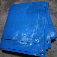 ブルーシート１７０センチ✕４００センチ　ハトメ１２個付き　