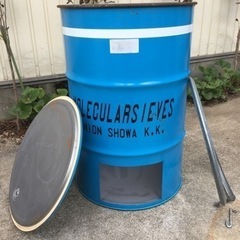 焼却炉  ドラム缶  蓋あり