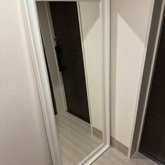 値引中！IKEA HEMNESミラーホワイト・廃盤人気シリーズ！の画像
