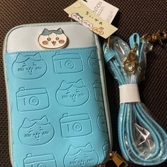 ハチワレのスマホショルダー