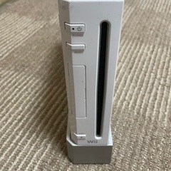 任天堂のWii本体、wiiボード、ソフト、HDMIアダプタの画像
