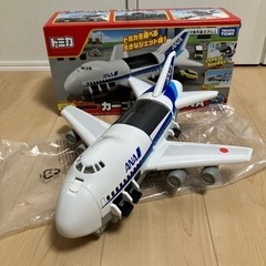 トミカ　カーゴジェット