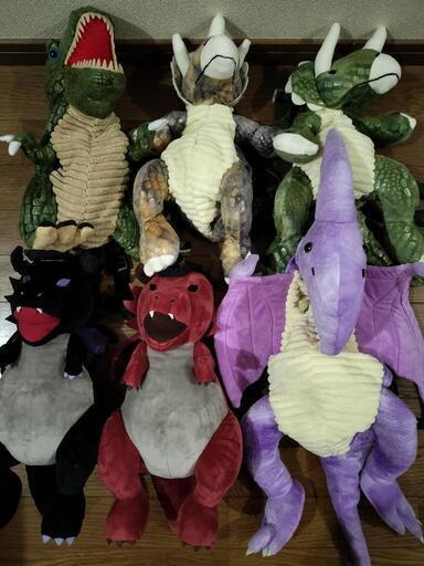 【4匹決まりました】恐竜とドラゴンのぬいぐるみリュック