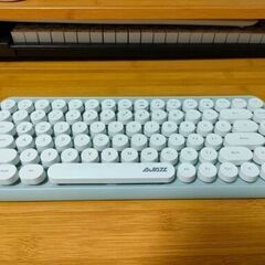 Ajazz 308i Bluetoothキーボード（タイプライター風）