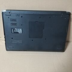東芝 dynabook T75 第8世代 Core i7 8550Uの画像