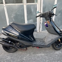 V100 チューニング車の画像