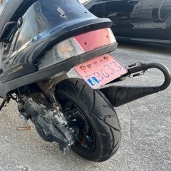 V100 チューニング車の画像