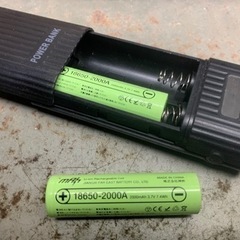 リチウム電池　充電器