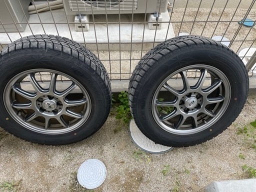 スタッドレスタイヤ