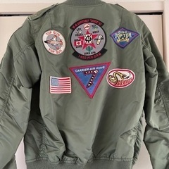 AVIREX  レディース　アウターの画像