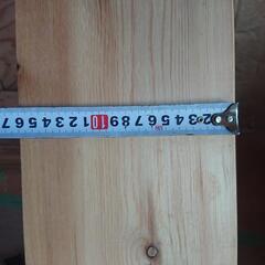 パイン松無垢床材 幅16cm厚み4.2mm 長さ3～4m 98枚 約54平米(16坪)の画像