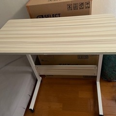テーブル