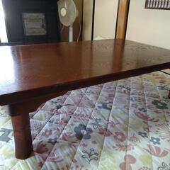 木製テーブル　脚折りたたみ可能　運搬可！　自宅引き渡しなら無料で！の画像