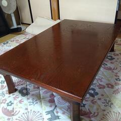 木製テーブル　脚折りたたみ可能　運搬可！　自宅引き渡しなら無料で！の画像