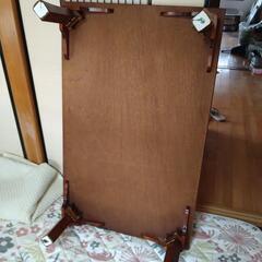 木製テーブル　脚折りたたみ可能　運搬可！　自宅引き渡しなら無料で！の画像