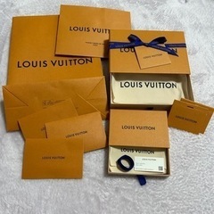 ルイビトン　LOUIS VUITTON 箱　紙袋　
生活雑貨 ラ...