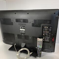 SHARP 32型 リモコン付　地デジ BS CS 視聴可　テレビ 液晶テレビの画像