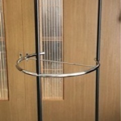 《お取置き中》回転ハンガーラック