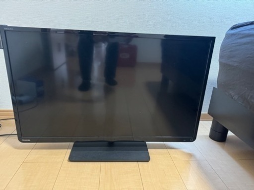 東芝　テレビ　32型