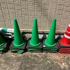 価格相談可🌈
工事用　カラーコーン🟢20個　ウエイト20個　バー...