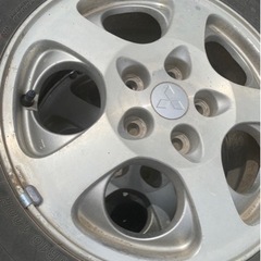 中古タイヤ215/70R16の画像