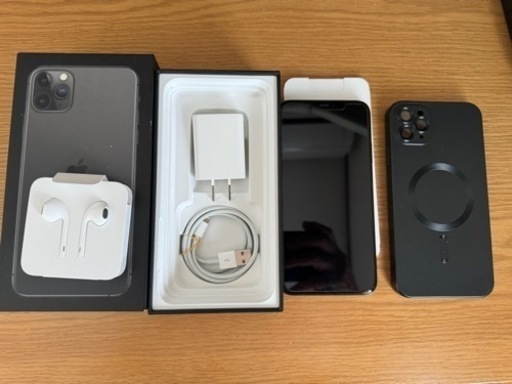 携帯アクセサリー iPhone11 PROMAX 256GB