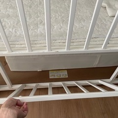 katoji ホワイトベビーベッドの画像