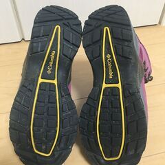 Columbia　トレッキングシューズ　23.5cm　レディースの画像