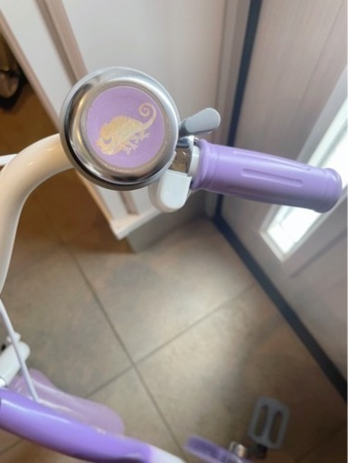 子ども自転車　ラプンツェル　自転車　補助輪付き　