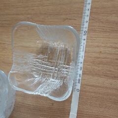 【お話し中】ガラス食器　４個まとめての画像