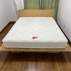 ブランドベッドFRANCEBED✨ワイドダブルサイズマットレス！...