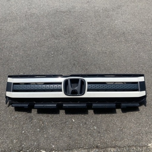 ホンダ　クロスロード　フロントグリル