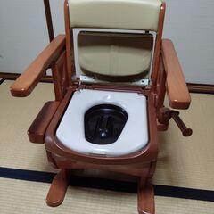 介護用ポータブルトイレ【安寿】家具調トイレセレクトRはねあげ（標準便座）の画像