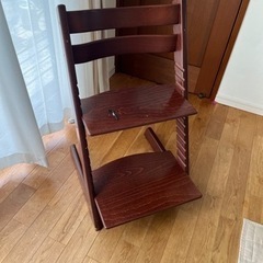 STOKKE トリップトラップ　ベビーチェア
 