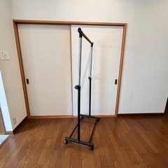 ハンガーラック（パイプハンガー）　
生活雑貨 洗濯用品 物干し竿、ロープの画像