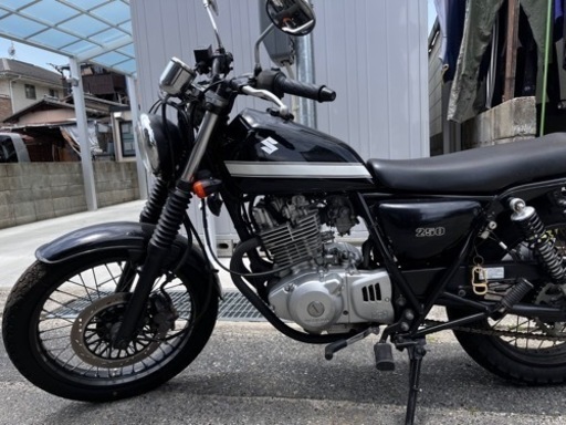 スズキ　グラストラッカー250