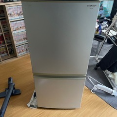 冷蔵庫137L