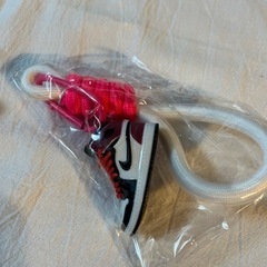 今なら選べます スニーカー ストラップ キーホルダー 海外輸入品 新品 在庫限りの画像