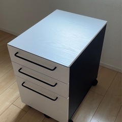 ニトリ　サーヤ　デスクワゴン