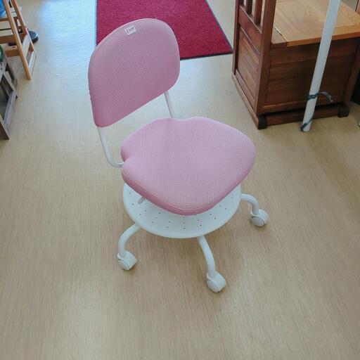 ✨IKEA✨ヴィムンド✨子供用デスクチェアー、椅子、ピンク＆ホワイト【浜村鹿野温泉ICから3分 買取本舗 宮本リサイクル 営業時間9～19時 定休日水曜のみ←連絡できませんm(_ _)m】
