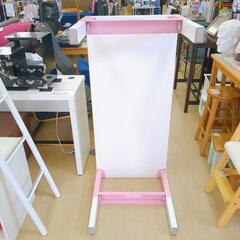 IKEA✨キッズデスク✨子ども用の机✨ ピンク＆ホワイトカラー【浜村鹿野温泉ICから3分 買取本舗 宮本リサイクル 営業時間9～19時 定休日水曜のみ←連絡できませんm(_ _)m】の画像