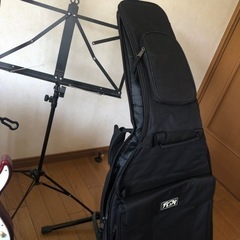 楽器 弦楽器、ギターの画像